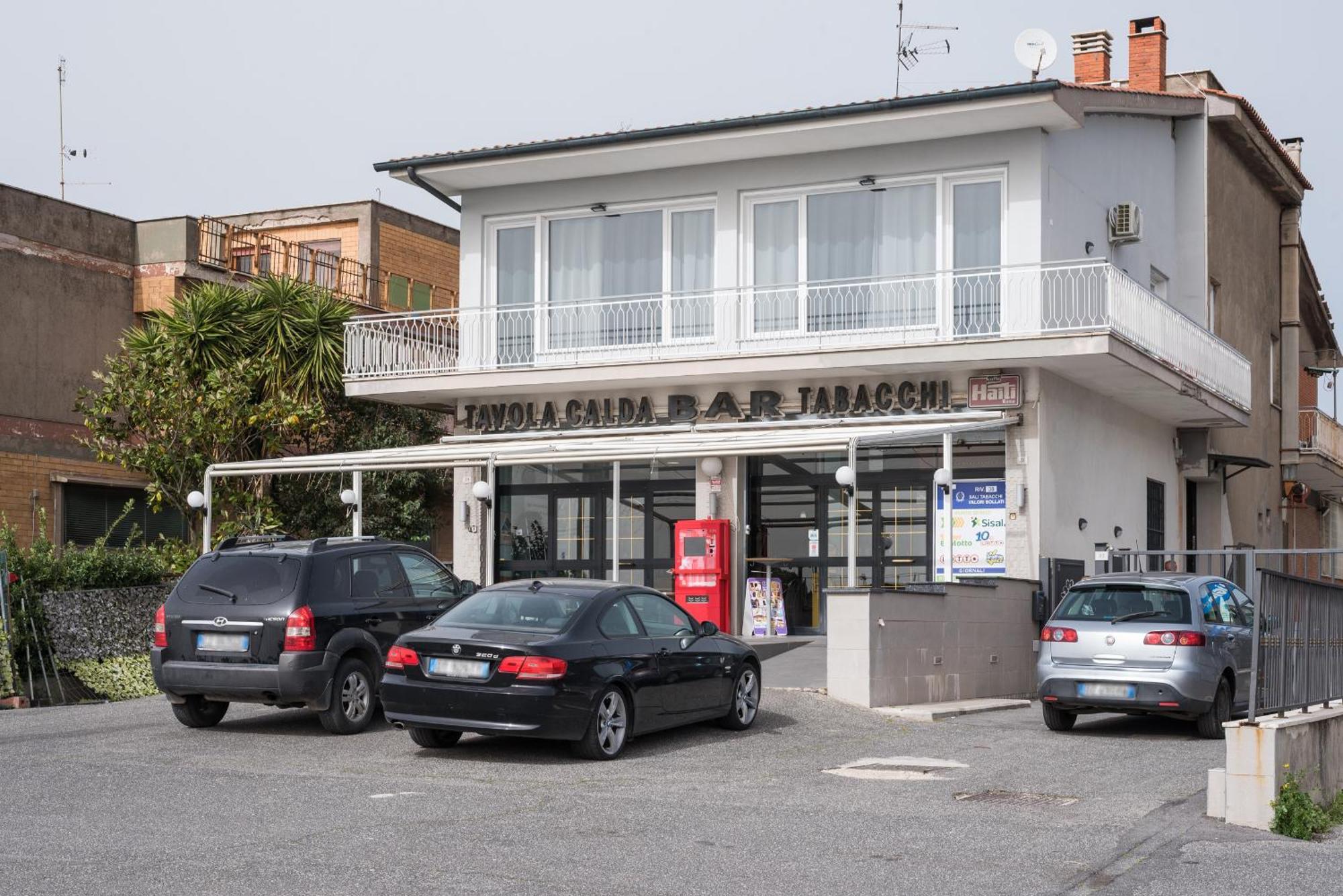 Travelershome Ciampino Airport Guesthouse 600M To Airport Luaran gambar